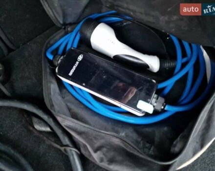 Красный Хендай Kona, объемом двигателя 0 л и пробегом 101 тыс. км за 16200 $, фото 31 на Automoto.ua