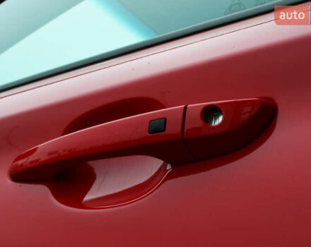 Красный Хендай Kona, объемом двигателя 0 л и пробегом 70 тыс. км за 19917 $, фото 7 на Automoto.ua