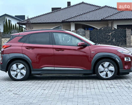 Красный Хендай Kona, объемом двигателя 0 л и пробегом 135 тыс. км за 17990 $, фото 3 на Automoto.ua