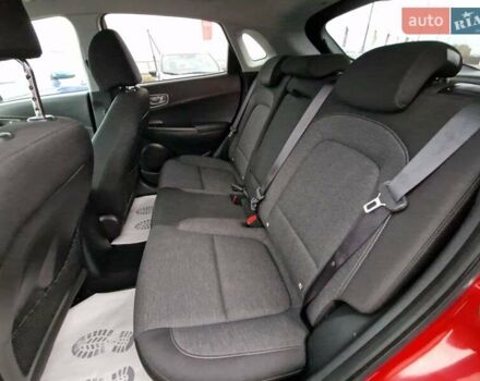 Червоний Хендай Kona, об'ємом двигуна 0 л та пробігом 79 тис. км за 16200 $, фото 40 на Automoto.ua