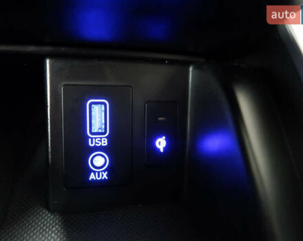 Красный Хендай Kona, объемом двигателя 0 л и пробегом 53 тыс. км за 15521 $, фото 17 на Automoto.ua