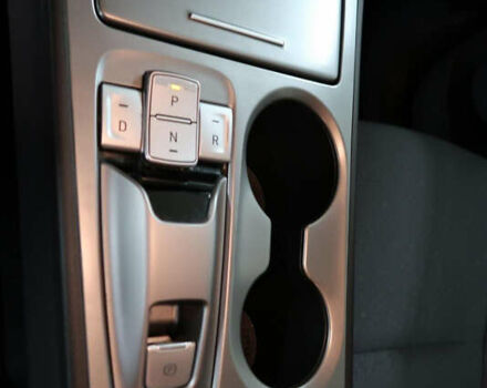 Красный Хендай Kona, объемом двигателя 0 л и пробегом 53 тыс. км за 15521 $, фото 20 на Automoto.ua