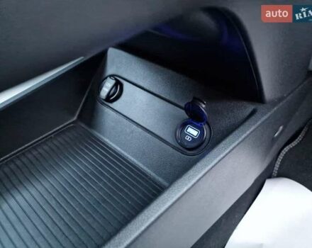 Красный Хендай Kona, объемом двигателя 0 л и пробегом 104 тыс. км за 17800 $, фото 42 на Automoto.ua