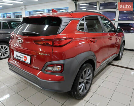 Красный Хендай Kona, объемом двигателя 0 л и пробегом 53 тыс. км за 15521 $, фото 3 на Automoto.ua