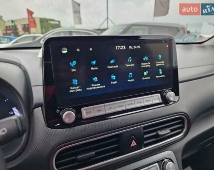 Червоний Хендай Kona, об'ємом двигуна 0 л та пробігом 79 тис. км за 16200 $, фото 34 на Automoto.ua