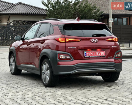 Красный Хендай Kona, объемом двигателя 0 л и пробегом 135 тыс. км за 17990 $, фото 7 на Automoto.ua