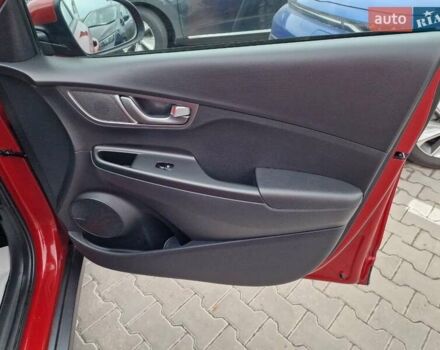 Червоний Хендай Kona, об'ємом двигуна 0 л та пробігом 79 тис. км за 16200 $, фото 44 на Automoto.ua