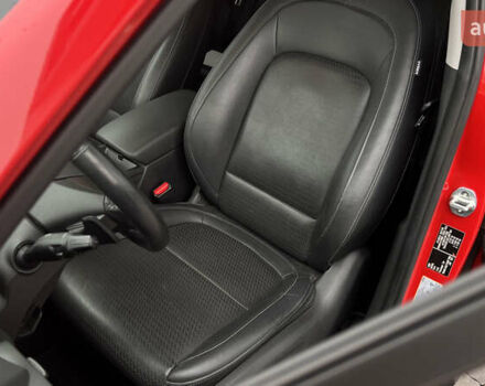 Красный Хендай Kona, объемом двигателя 0 л и пробегом 70 тыс. км за 19917 $, фото 8 на Automoto.ua