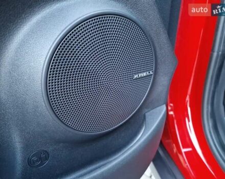 Красный Хендай Kona, объемом двигателя 0 л и пробегом 104 тыс. км за 17800 $, фото 24 на Automoto.ua