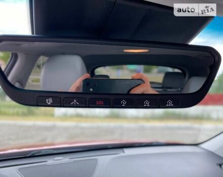 Красный Хендай Kona, объемом двигателя 1.59 л и пробегом 62 тыс. км за 17800 $, фото 10 на Automoto.ua