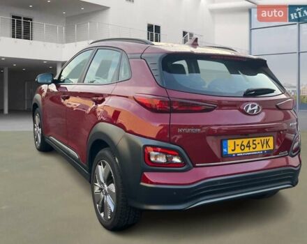 Червоний Хендай Kona, об'ємом двигуна 0 л та пробігом 57 тис. км за 16999 $, фото 1 на Automoto.ua