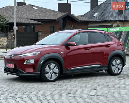 Красный Хендай Kona, объемом двигателя 0 л и пробегом 135 тыс. км за 17990 $, фото 11 на Automoto.ua