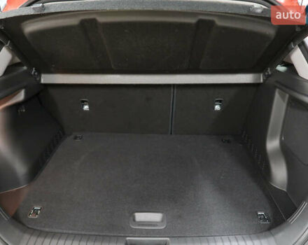 Красный Хендай Kona, объемом двигателя 0 л и пробегом 53 тыс. км за 15521 $, фото 7 на Automoto.ua