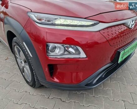Червоний Хендай Kona, об'ємом двигуна 0 л та пробігом 79 тис. км за 16200 $, фото 6 на Automoto.ua
