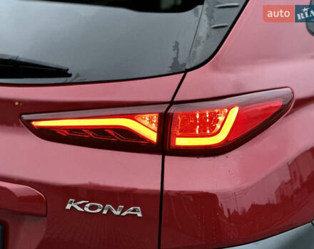 Красный Хендай Kona, объемом двигателя 0 л и пробегом 135 тыс. км за 17990 $, фото 19 на Automoto.ua