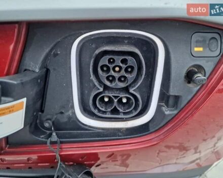 Красный Хендай Kona, объемом двигателя 0 л и пробегом 101 тыс. км за 16200 $, фото 50 на Automoto.ua