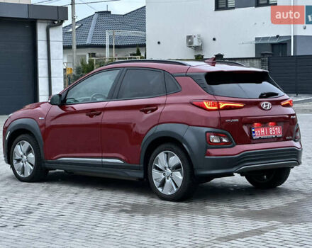 Красный Хендай Kona, объемом двигателя 0 л и пробегом 135 тыс. км за 17990 $, фото 9 на Automoto.ua