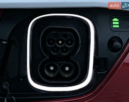 Красный Хендай Kona, объемом двигателя 0 л и пробегом 135 тыс. км за 17990 $, фото 16 на Automoto.ua