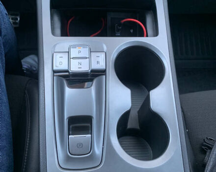 Красный Хендай Kona, объемом двигателя 0 л и пробегом 73 тыс. км за 17000 $, фото 27 на Automoto.ua