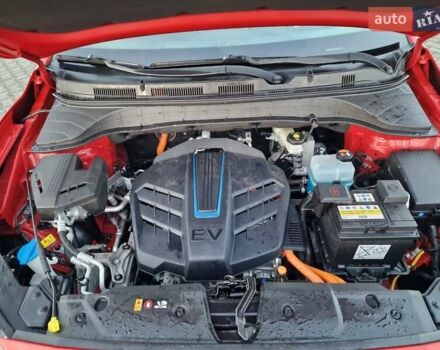 Красный Хендай Kona, объемом двигателя 0 л и пробегом 104 тыс. км за 17800 $, фото 8 на Automoto.ua