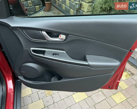 Червоний Хендай Kona, об'ємом двигуна 0 л та пробігом 57 тис. км за 19999 $, фото 36 на Automoto.ua