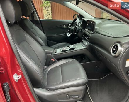 Красный Хендай Kona, объемом двигателя 0 л и пробегом 57 тыс. км за 20500 $, фото 27 на Automoto.ua