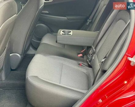 Красный Хендай Kona, объемом двигателя 0 л и пробегом 44 тыс. км за 17000 $, фото 22 на Automoto.ua