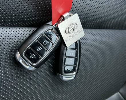 Червоний Хендай Kona, об'ємом двигуна 0 л та пробігом 57 тис. км за 19999 $, фото 33 на Automoto.ua