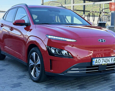 Червоний Хендай Kona, об'ємом двигуна 0 л та пробігом 98 тис. км за 20950 $, фото 2 на Automoto.ua
