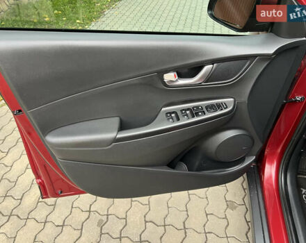 Красный Хендай Kona, объемом двигателя 0 л и пробегом 57 тыс. км за 20500 $, фото 42 на Automoto.ua