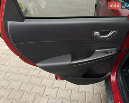 Красный Хендай Kona, объемом двигателя 0 л и пробегом 86 тыс. км за 18600 $, фото 21 на Automoto.ua