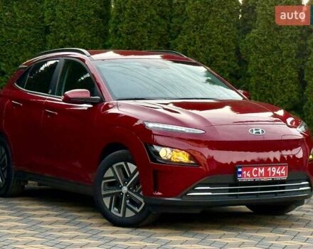 Красный Хендай Kona, объемом двигателя 0 л и пробегом 44 тыс. км за 17000 $, фото 1 на Automoto.ua