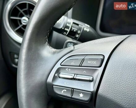 Красный Хендай Kona, объемом двигателя 0 л и пробегом 33 тыс. км за 16999 $, фото 27 на Automoto.ua