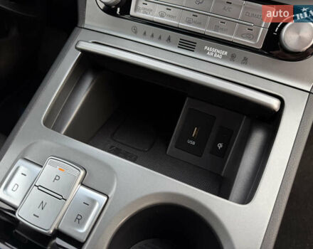 Червоний Хендай Kona, об'ємом двигуна 0 л та пробігом 26 тис. км за 18200 $, фото 30 на Automoto.ua