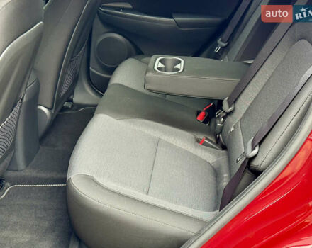 Красный Хендай Kona, объемом двигателя 0 л и пробегом 42 тыс. км за 17300 $, фото 20 на Automoto.ua