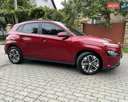 Красный Хендай Kona, объемом двигателя 0 л и пробегом 57 тыс. км за 20500 $, фото 3 на Automoto.ua