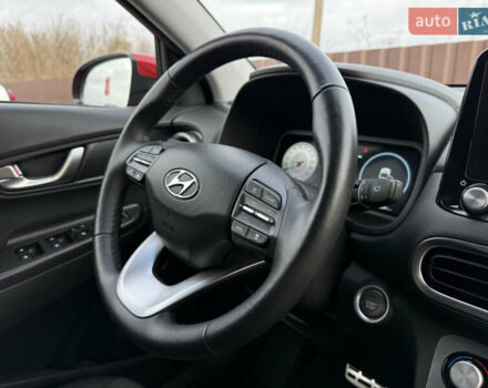 Червоний Хендай Kona, об'ємом двигуна 0 л та пробігом 26 тис. км за 18200 $, фото 31 на Automoto.ua