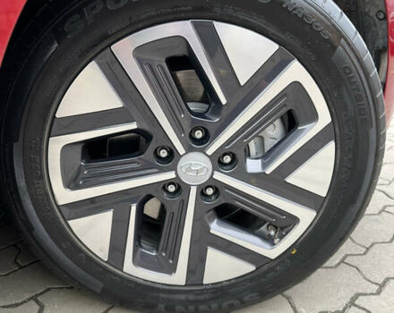 Красный Хендай Kona, объемом двигателя 0 л и пробегом 57 тыс. км за 20500 $, фото 60 на Automoto.ua