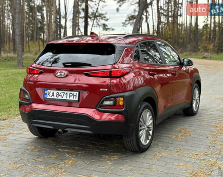 Красный Хендай Kona, объемом двигателя 2 л и пробегом 106 тыс. км за 14300 $, фото 3 на Automoto.ua