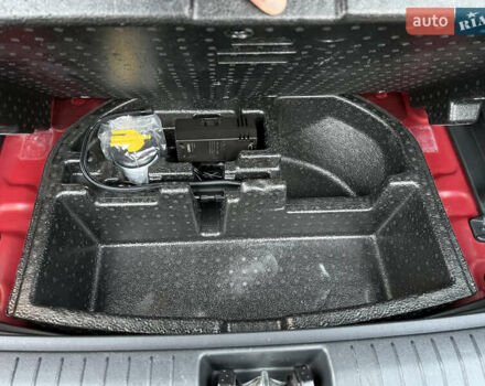 Червоний Хендай Kona, об'ємом двигуна 0 л та пробігом 57 тис. км за 19999 $, фото 43 на Automoto.ua