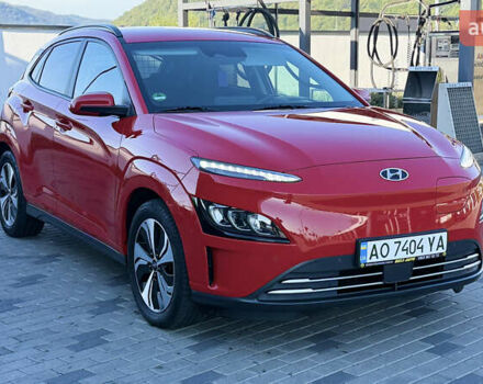 Червоний Хендай Kona, об'ємом двигуна 0 л та пробігом 98 тис. км за 20950 $, фото 3 на Automoto.ua