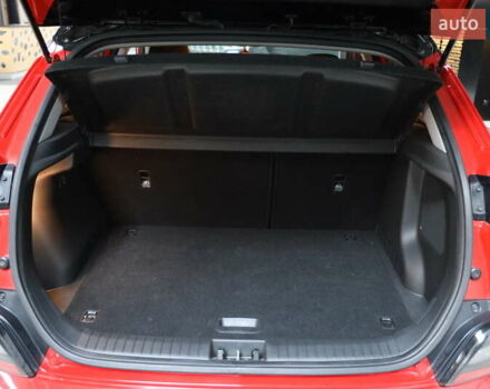 Красный Хендай Kona, объемом двигателя 0 л и пробегом 53 тыс. км за 17500 $, фото 29 на Automoto.ua