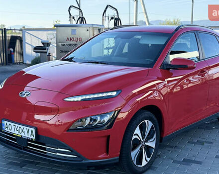 Червоний Хендай Kona, об'ємом двигуна 0 л та пробігом 98 тис. км за 20950 $, фото 27 на Automoto.ua