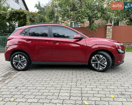 Красный Хендай Kona, объемом двигателя 0 л и пробегом 57 тыс. км за 20500 $, фото 4 на Automoto.ua