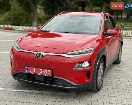 Червоний Хендай Kona, об'ємом двигуна 0 л та пробігом 80 тис. км за 18800 $, фото 2 на Automoto.ua