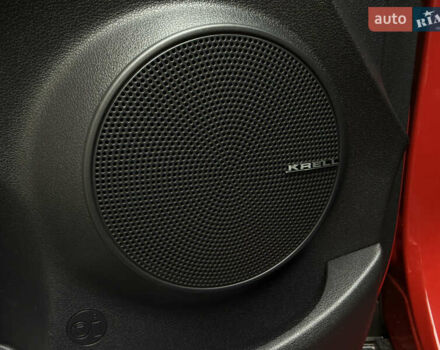 Червоний Хендай Kona, об'ємом двигуна 0 л та пробігом 80 тис. км за 18800 $, фото 17 на Automoto.ua