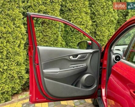 Красный Хендай Kona, объемом двигателя 0 л и пробегом 33 тыс. км за 16999 $, фото 15 на Automoto.ua