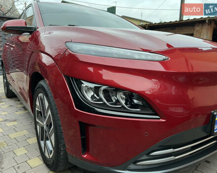 Червоний Хендай Kona, об'ємом двигуна 0 л та пробігом 57 тис. км за 19999 $, фото 39 на Automoto.ua