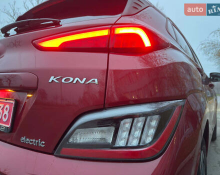 Червоний Хендай Kona, об'ємом двигуна 0 л та пробігом 104 тис. км за 20999 $, фото 11 на Automoto.ua