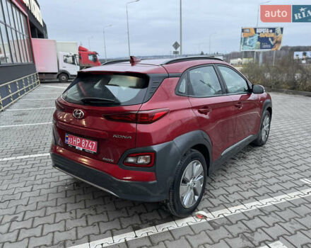 Красный Хендай Kona, объемом двигателя 0 л и пробегом 155 тыс. км за 16750 $, фото 9 на Automoto.ua